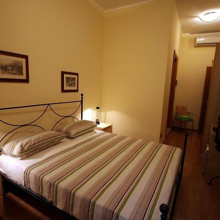 Bed And Breakfast Centrostorico Sarnico Eksteriør bilde