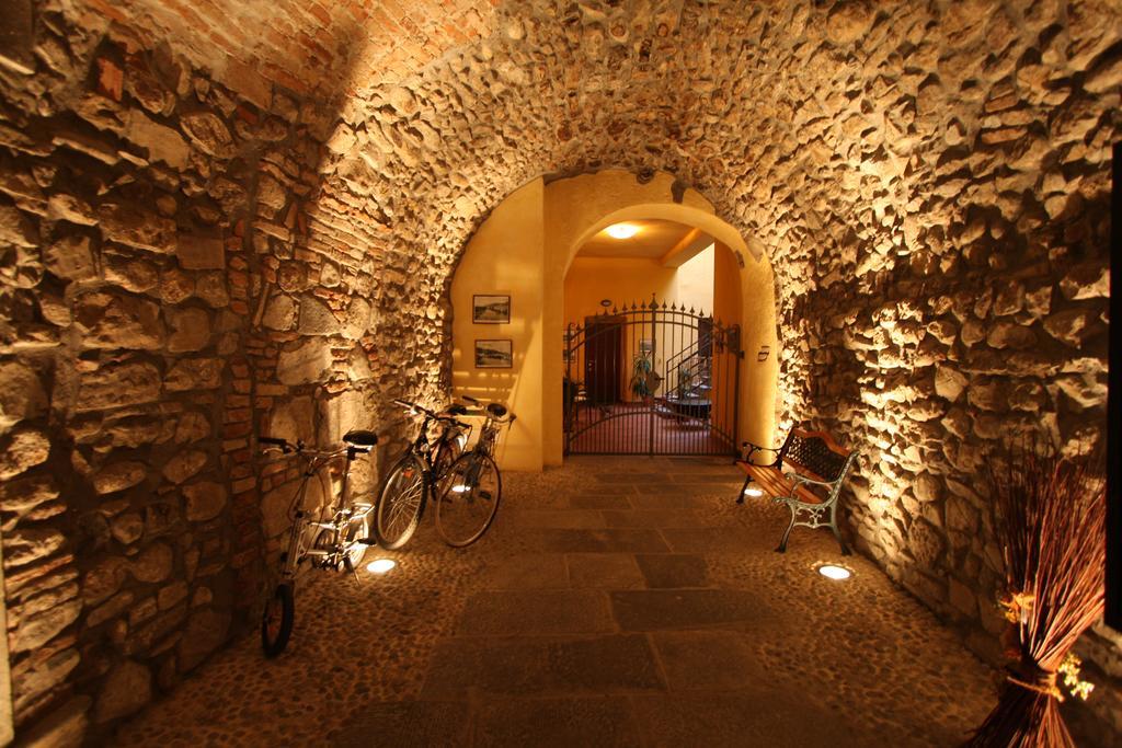 Bed And Breakfast Centrostorico Sarnico Eksteriør bilde