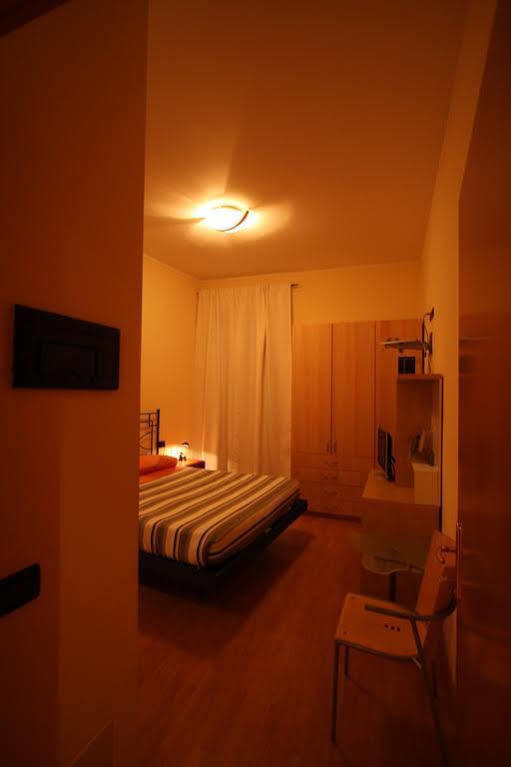 Bed And Breakfast Centrostorico Sarnico Eksteriør bilde