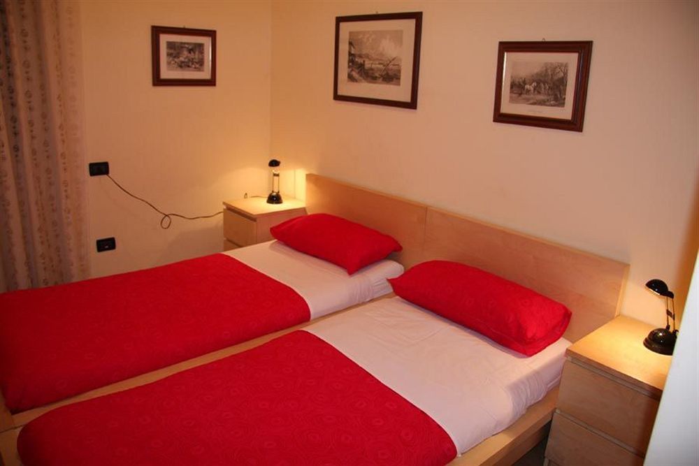 Bed And Breakfast Centrostorico Sarnico Eksteriør bilde